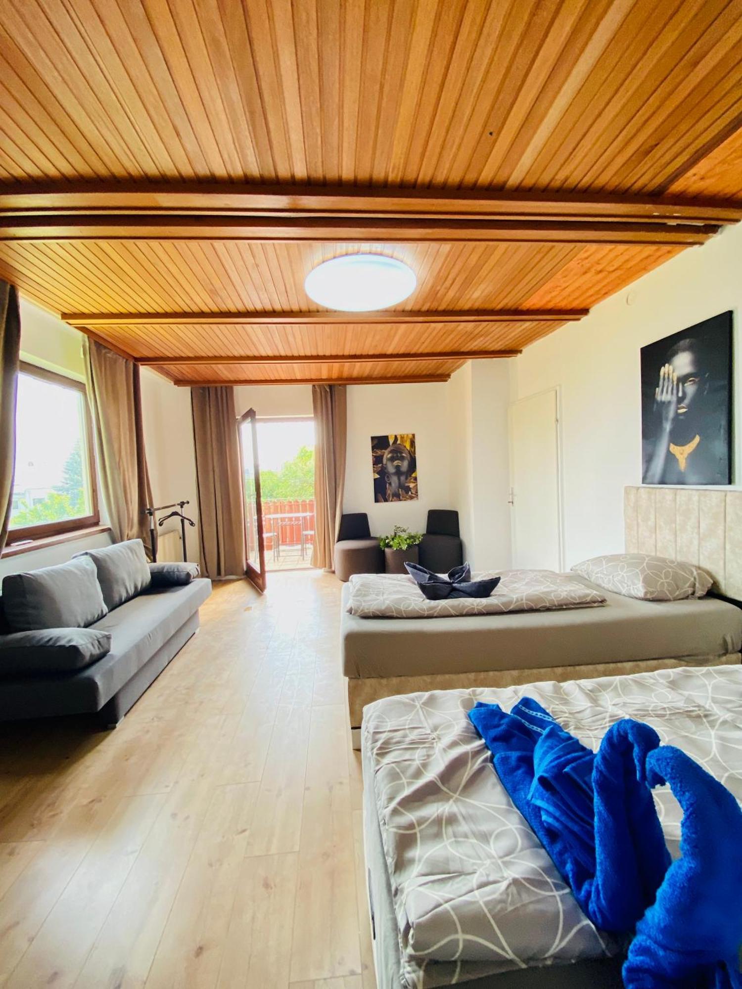 Privatunterkunft Family In Am Schopfwerk Area Wien